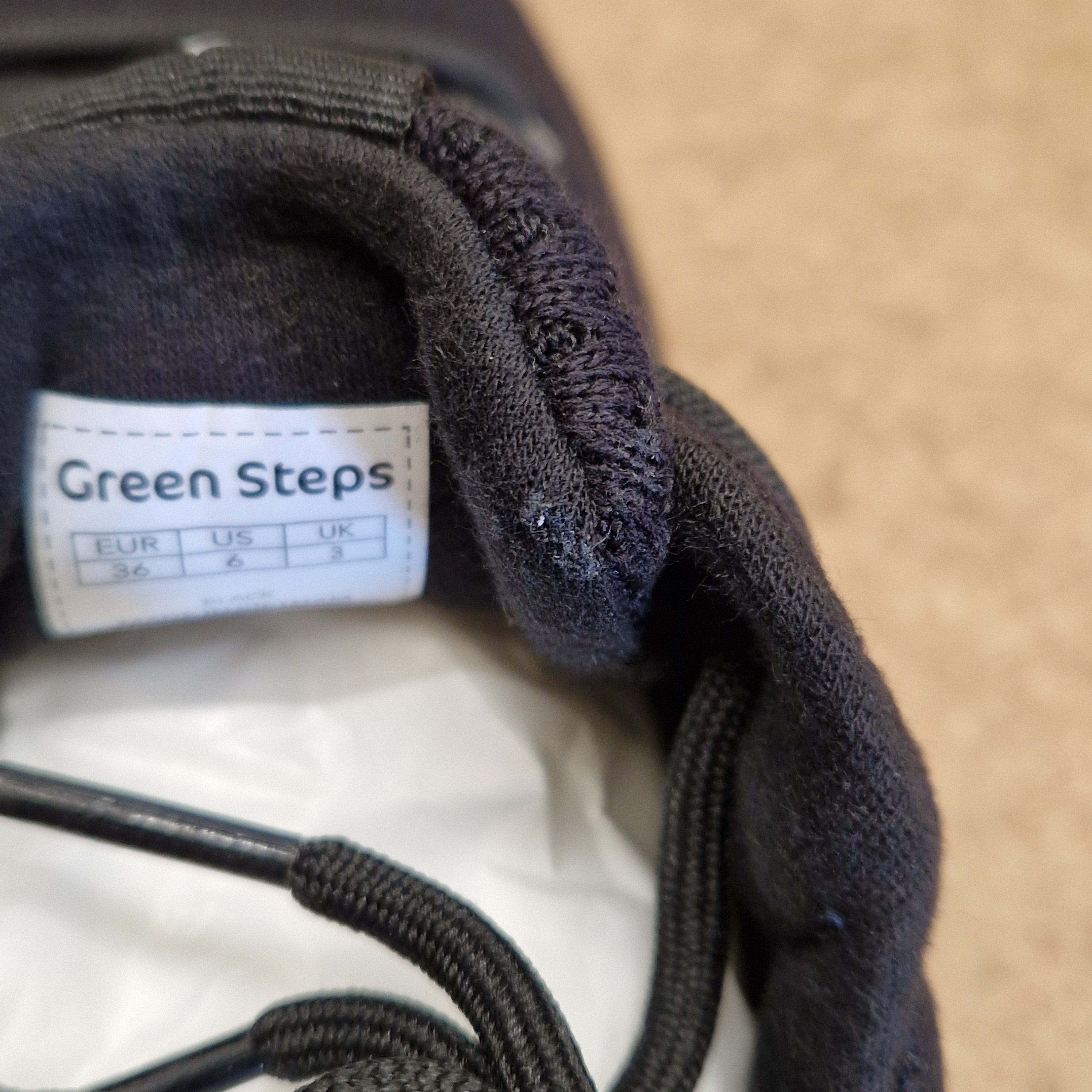 Green Steps ONE - BLACK/WHITE - UK 3 / EU 36