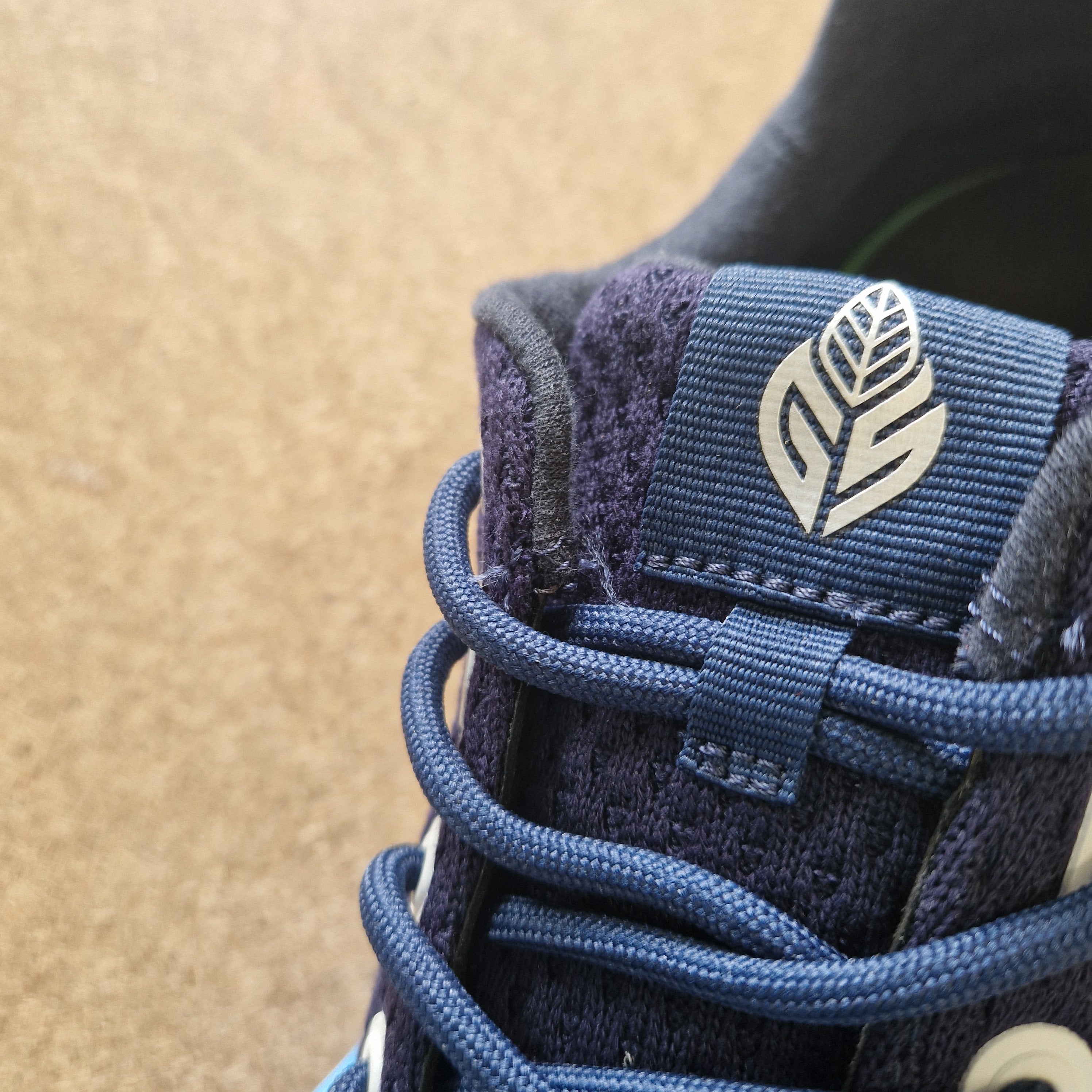 Green Steps ONE - NAVY - UK 5 / EU 38