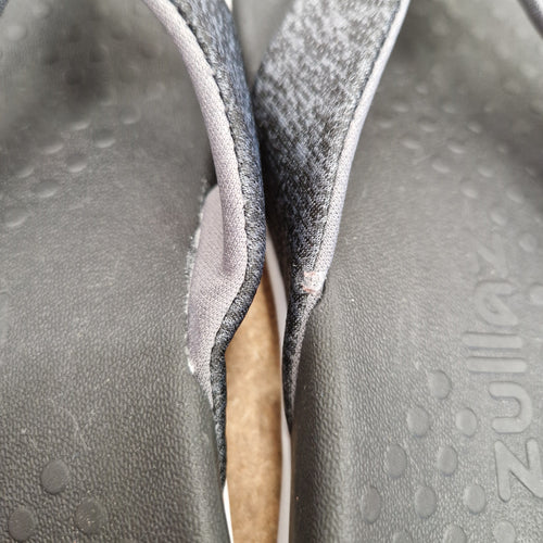 Active Flip Flops - BLACK - UK 7 / EU 41