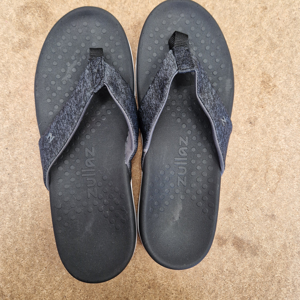 Active Flip Flops - BLACK - UK 7 / EU 41